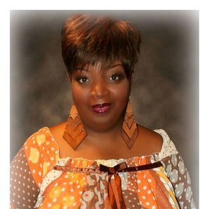 Meet your Posher, Annette